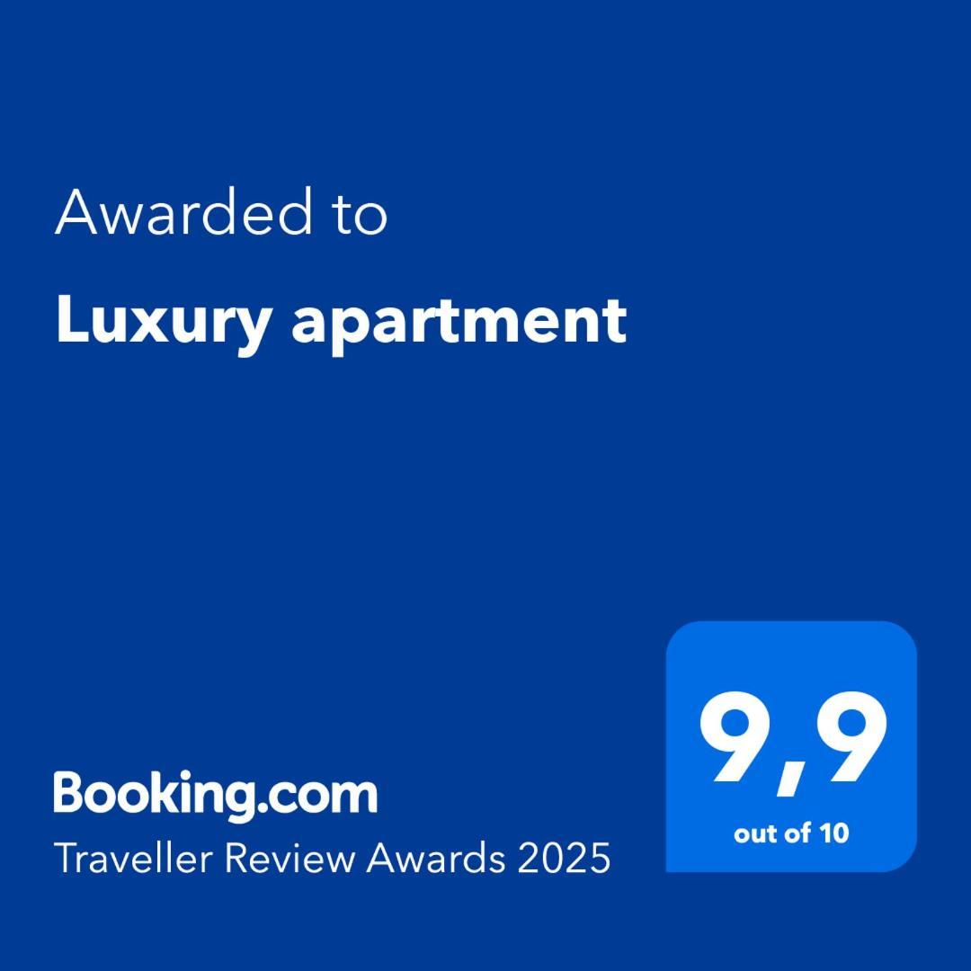 Luxury Apartment Амарінтос Екстер'єр фото